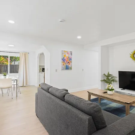 # Marbella Lane - Modern Cabin-Style 2Br Home